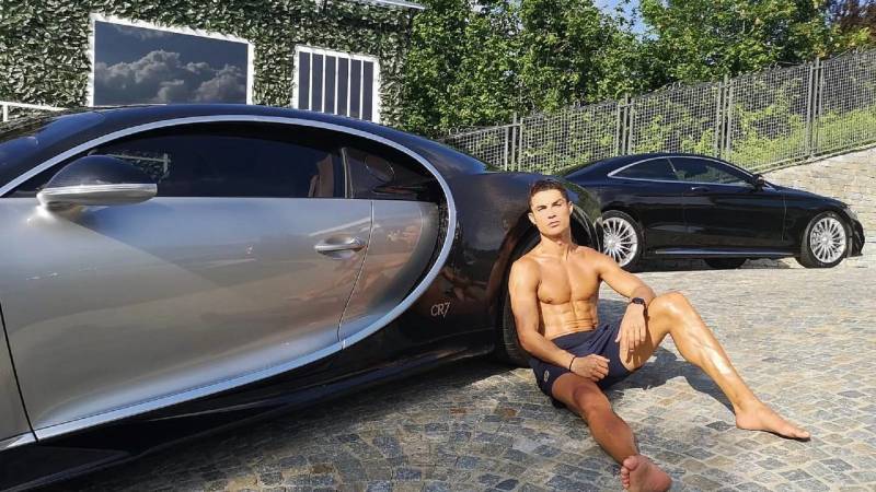 Top 5 Cầu Thủ Giàu Nhất Thế Giới: Ai Đang Thống Trị Về Tài Sản 3 Cristiano Ronaldo