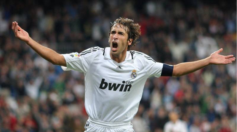 Top 10 Các Cầu Thủ Real Madrid Xuất Sắc Nhất Mọi Thời Đại 4 Raúl González  real